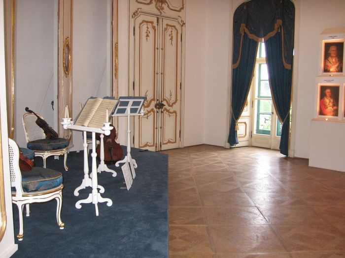 145.JPG